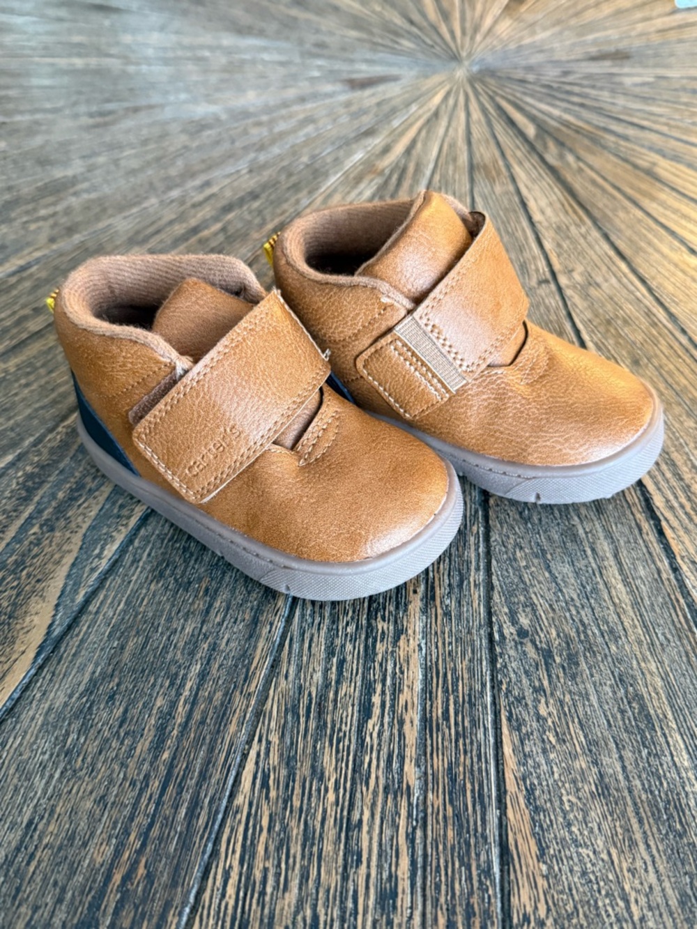 Carter's Toddler Boy Booties (never worn) Size 5